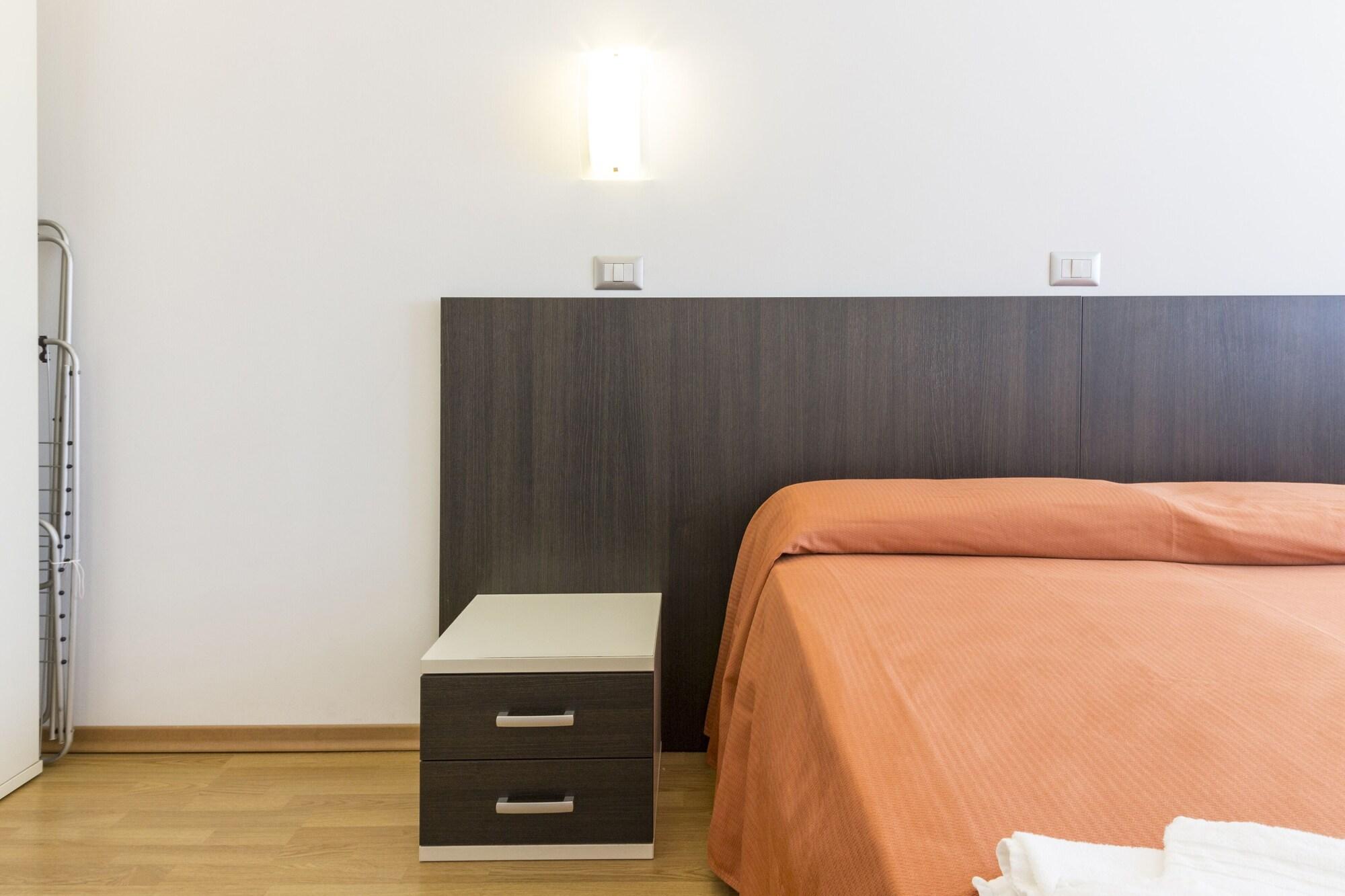 Sharing Hotel