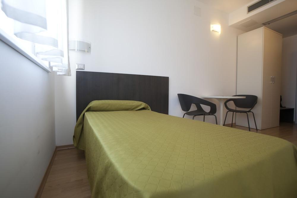 Sharing Hotel 3*